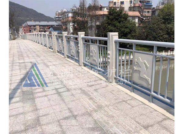 水泥仿木栏杆的产品优点有哪些